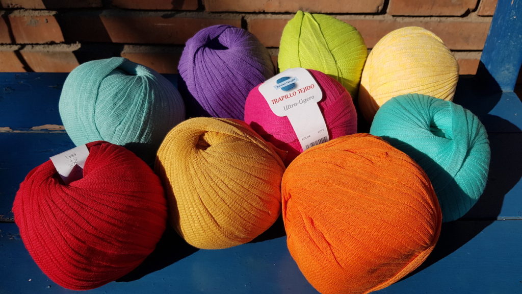Trapillo tejido de colores de lanas Gayfil